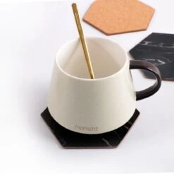 Onderzetters Hardboard Kurk Zwart Marmer | Luxe Hexagon Onderzetters Marmer | Marmeren Onderleggers Voor Glazen - Cadeau - Cadeaustrik 9 Onderzetters Hardboard Kurk Zwart Marmer | Luxe Hexagon Onderzetters Marmer | Marmeren Onderleggers Voor Glazen - Cadeau - Cadeaustrik -Bormioli Rocco winkel 1200x1194 2