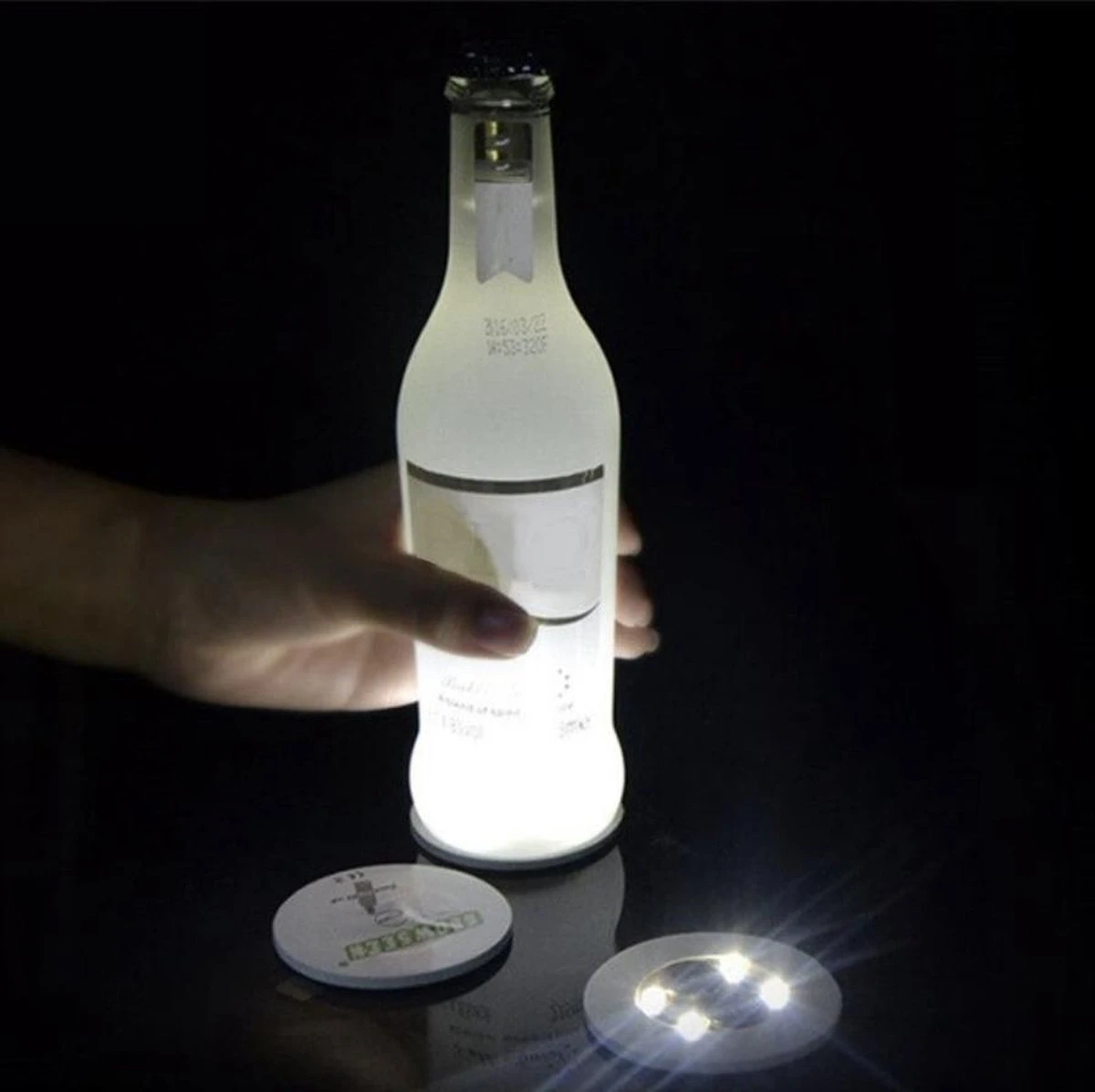 LED Onderzetter - Bottle Light - Fles Licht - Glas Verlichting (6 Stuks) 8 LED Onderzetter - Bottle Light - Fles Licht - Glas Verlichting (6 Stuks) - Afbeelding 6