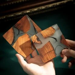 Four Love Onderzetters Voor Glazen - Vierkant - 6 Stuks - Luxe Design Onderzetters Met Houder - Housewarming Cadeau - Tafelbeschermer - Onderzetters Design - Hout En Hars 10 Four Love Onderzetters Voor Glazen - Vierkant - 6 Stuks - Luxe Design Onderzetters Met Houder - Housewarming Cadeau - Tafelbeschermer - Onderzetters Design - Hout En Hars -Bormioli Rocco winkel 1200x1200 372