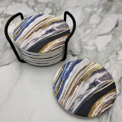 Maison Extravagante - Luxe Onderzetters 'Nordic' Voor Glazen En Mokken - Set Van 6 - Inclusief Zwarte Metalen Houder - Keramische Onderzetters - Anti-slip - Rond 9 Maison Extravagante - Luxe Onderzetters 'Nordic' Voor Glazen En Mokken - Set Van 6 - Inclusief Zwarte Metalen Houder - Keramische Onderzetters - Anti-slip - Rond -Bormioli Rocco winkel 1200x1200 385