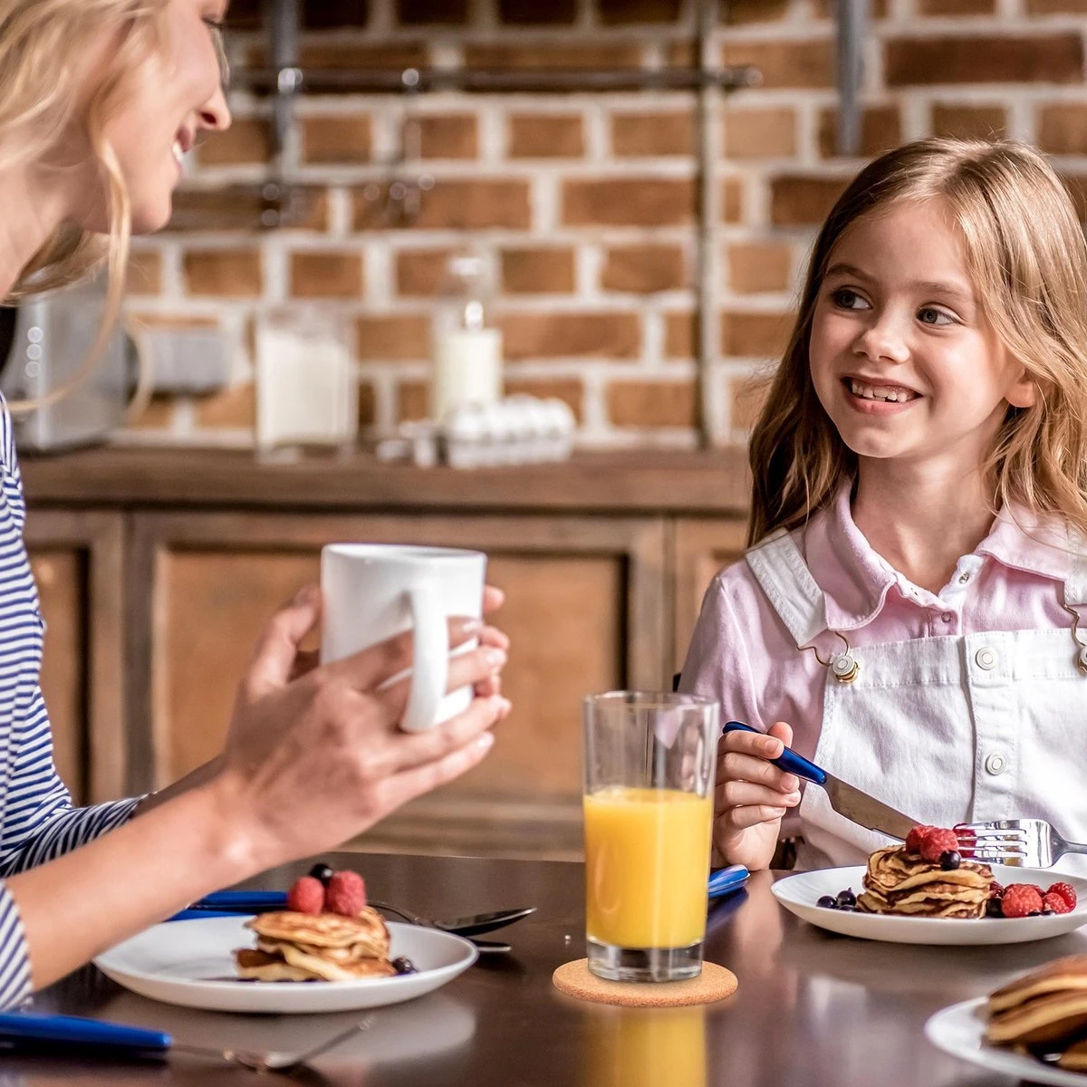 Sincer Kurken Onderzetters Voor Glazen – 18 Kurken/Houten Onderzetters – Onderleggers – Premium Kwaliteit – Anti-slip – Absorberend/Hittebestendig – Rond – 10CM Diameter – Duurzaam/Milieuvriendelijk 7 Sincer Kurken Onderzetters Voor Glazen – 18 Kurken/Houten Onderzetters – Onderleggers – Premium Kwaliteit – Anti-slip – Absorberend/Hittebestendig – Rond – 10CM Diameter – Duurzaam/Milieuvriendelijk - Afbeelding 5