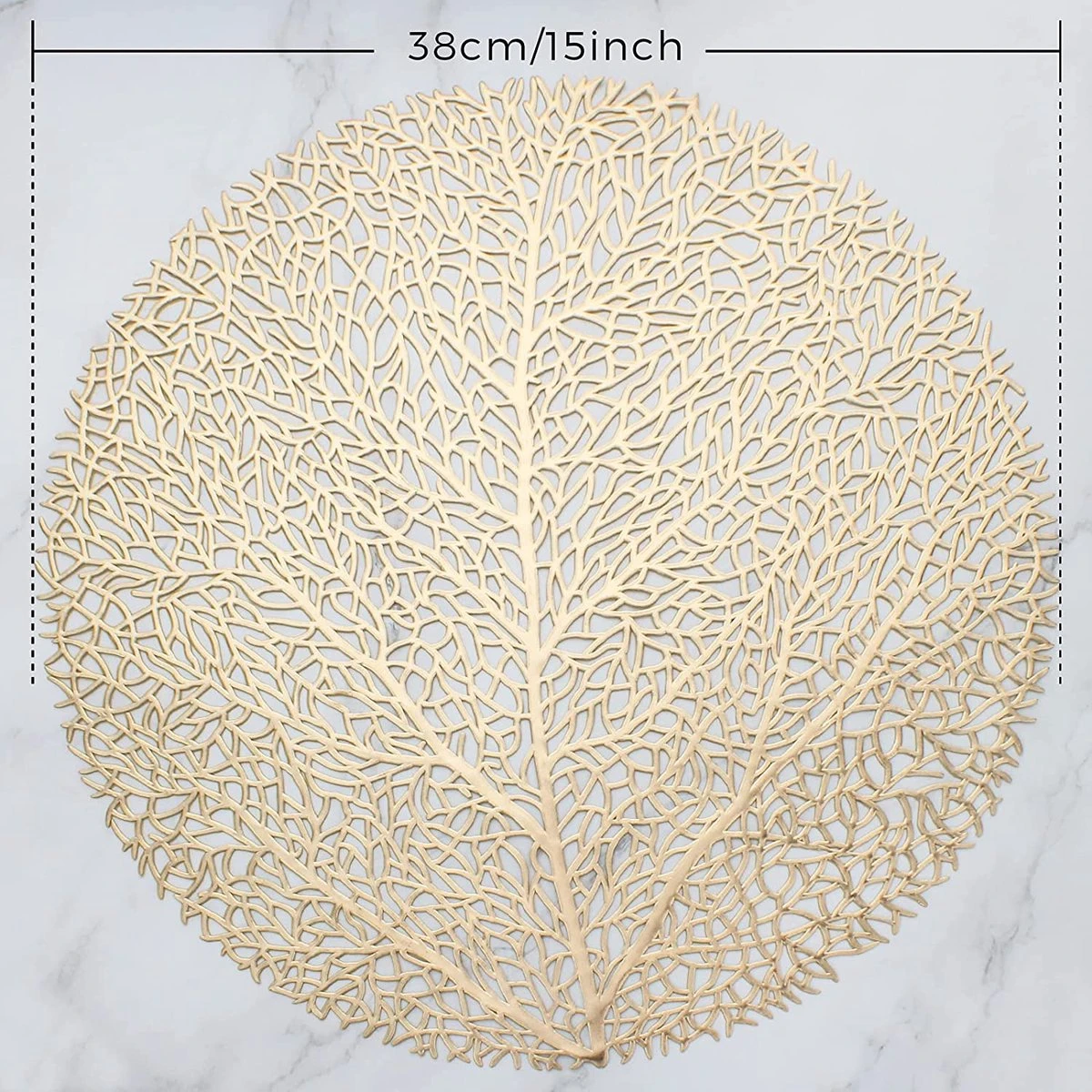 Gouden Placemat Leaf - Rond - Set Van 4 Stuks - Bloem - Blad Goud- Elegant - Chique - Feest - Bruiloft - Trouwen - Hoogwaardig Kwaliteit - 38 Cm - Feestelijk Dineren 3 Gouden Placemat Leaf - Rond - Set Van 4 Stuks - Bloem - Blad Goud- Elegant - Chique - Feest - Bruiloft - Trouwen - Hoogwaardig Kwaliteit - 38 Cm - Feestelijk Dineren