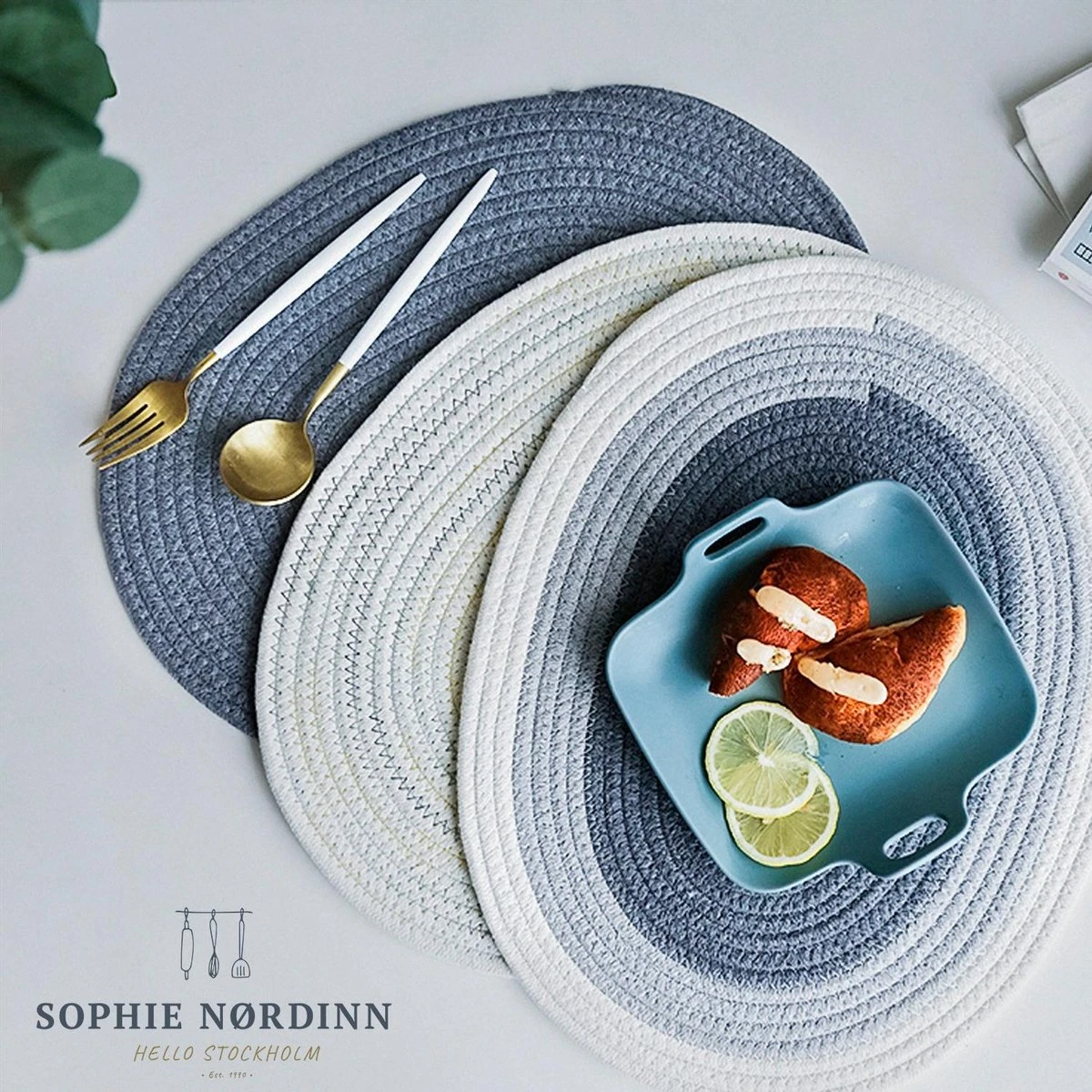 Placemats Van Sophie Nordinn® - Placemat Abisko (Donkergrijs) - Set (4 Stuks) Van Katoen - 43 Cm X 34 Cm 5 Placemats Van Sophie Nordinn® - Placemat Abisko (Donkergrijs) - Set (4 Stuks) Van Katoen - 43 Cm X 34 Cm - Afbeelding 3