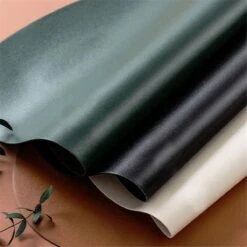 LUTCHOS Placemat Set - 12 Delig - Glorious Green - Lederlook - Waterafstotend - Krasbestendig 22 LUTCHOS Placemat Set - 12 Delig - Glorious Green - Lederlook - Waterafstotend - Krasbestendig -Bormioli Rocco winkel 1200x1200 687