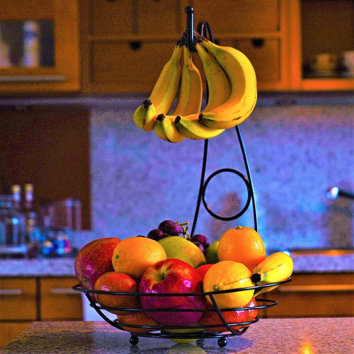 Merkloos Fruitmand Met Banaanhouder – Fruitschaal Zwart – Fruitmand Zwart Metaal – Bananenhouder – Fruitmand Hangend - Decoratieve Schaal – Keuken – 27x27x39 3 Merkloos Fruitmand Met Banaanhouder – Fruitschaal Zwart – Fruitmand Zwart Metaal – Bananenhouder – Fruitmand Hangend - Decoratieve Schaal – Keuken – 27x27x39