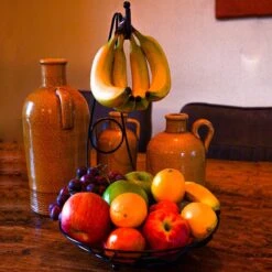 Merkloos Fruitmand Met Banaanhouder – Fruitschaal Zwart – Fruitmand Zwart Metaal – Bananenhouder – Fruitmand Hangend - Decoratieve Schaal – Keuken – 27x27x39 18 Merkloos Fruitmand Met Banaanhouder – Fruitschaal Zwart – Fruitmand Zwart Metaal – Bananenhouder – Fruitmand Hangend - Decoratieve Schaal – Keuken – 27x27x39 -Bormioli Rocco winkel 1200x1200 725