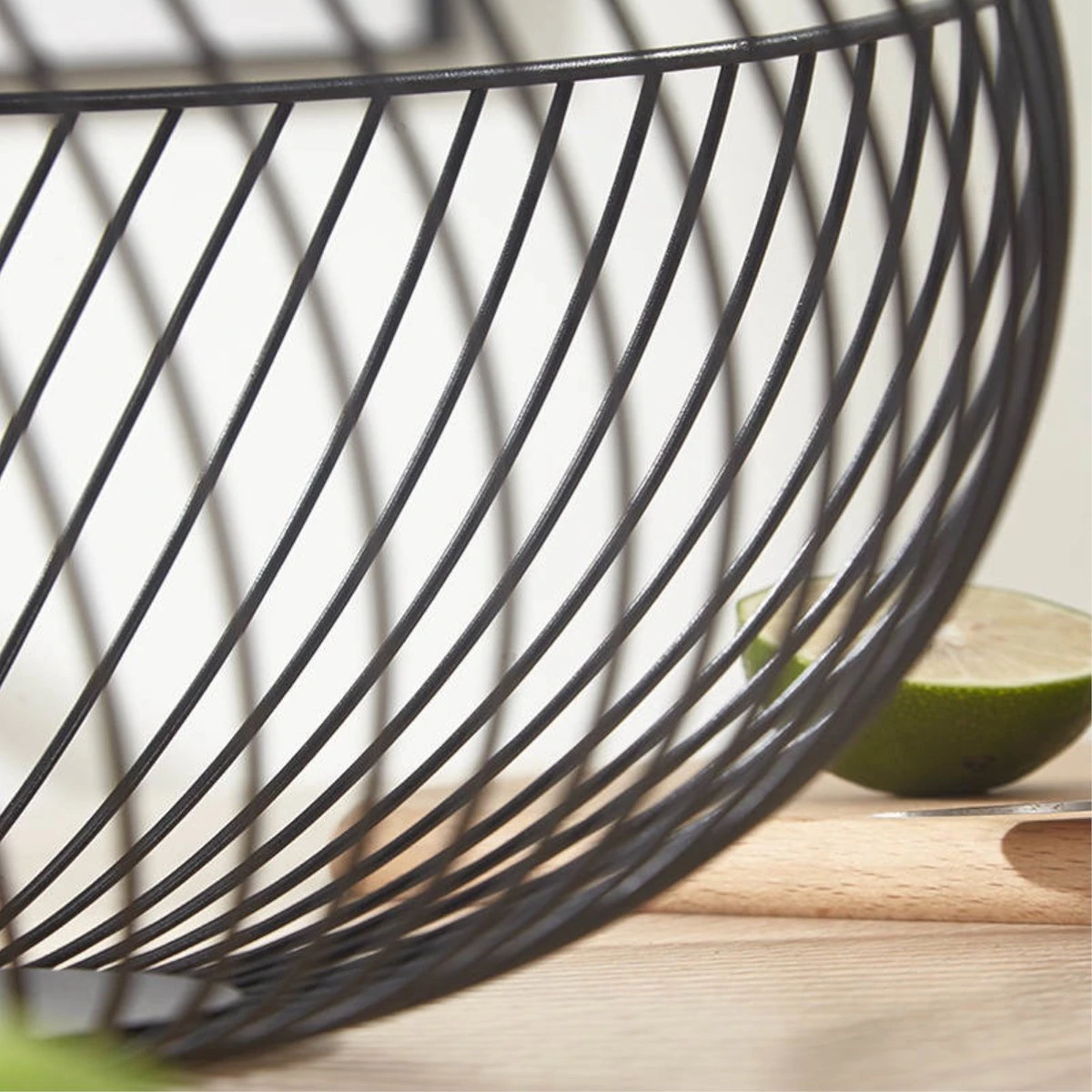 Fruitmand – Fruitschaal – Fruitmand Zwart – ø26cm H 16cm 4 Fruitmand – Fruitschaal – Fruitmand Zwart – ø26cm H 16cm - Afbeelding 2