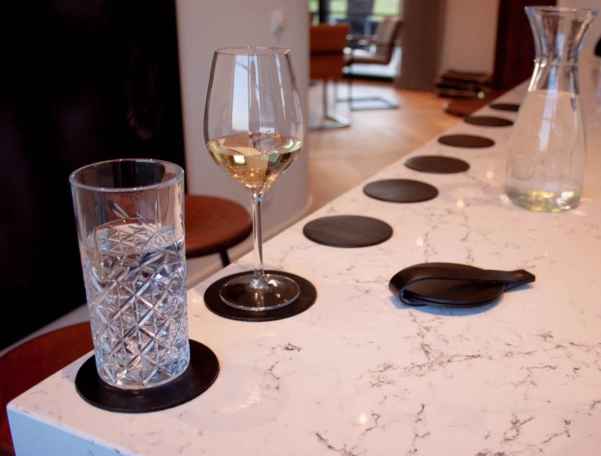 Brute Strength - Onderzetters Voor Glazen - Leer - Zwart - Rond - 10 Stuks 7 Brute Strength - Onderzetters Voor Glazen - Leer - Zwart - Rond - 10 Stuks - Afbeelding 5