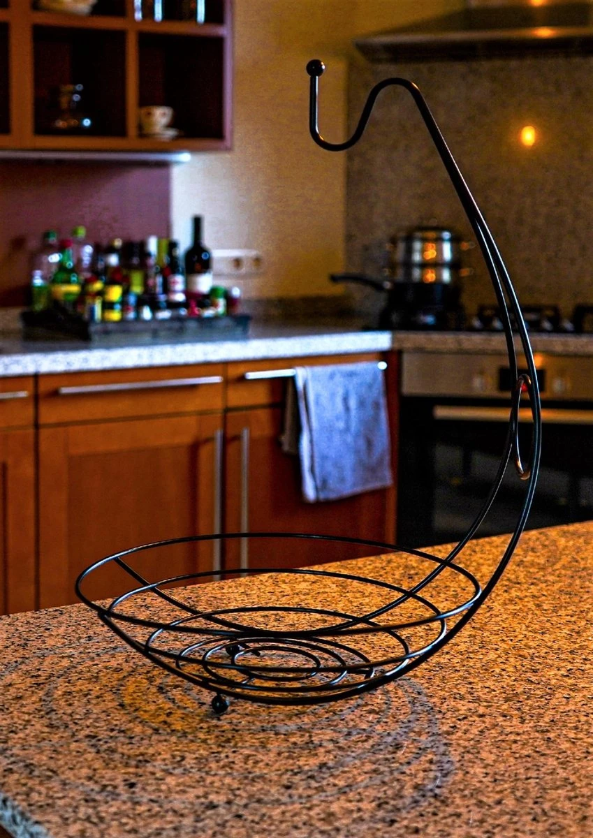 Merkloos Fruitmand Met Banaanhouder – Fruitschaal Zwart – Fruitmand Zwart Metaal – Bananenhouder – Fruitmand Hangend - Decoratieve Schaal – Keuken – 27x27x39 6 Merkloos Fruitmand Met Banaanhouder – Fruitschaal Zwart – Fruitmand Zwart Metaal – Bananenhouder – Fruitmand Hangend - Decoratieve Schaal – Keuken – 27x27x39 - Afbeelding 4