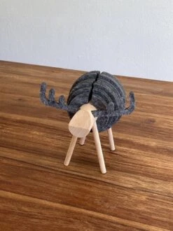 O.N. Der Zetter - Onderzetters Voor Glazen - Houten Rendier XL Met 12 Vilten Onderzetters - Groot - Rond - Donkergrijs - Bruin - Decoratie - Hittebestendig - Housewarming - Afscheid - Kado - Verjaardag - Man - Vrouw - Pasen Cadeau Feest Uniek 25 Euro 23 O.N. Der Zetter - Onderzetters Voor Glazen - Houten Rendier XL Met 12 Vilten Onderzetters - Groot - Rond - Donkergrijs - Bruin - Decoratie - Hittebestendig - Housewarming - Afscheid - Kado - Verjaardag - Man - Vrouw - Pasen Cadeau Feest Uniek 25 Euro -Bormioli Rocco winkel 899x1200 13