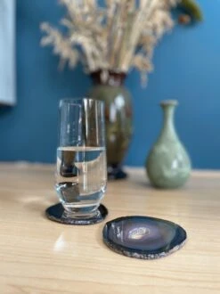 The Gem Inside - Edelsteen Onderzetters - Agaat - Set Van 2 - Doorsnee 7-8cm - Met Siliconen Voetjes 9 The Gem Inside - Edelsteen Onderzetters - Agaat - Set Van 2 - Doorsnee 7-8cm - Met Siliconen Voetjes -Bormioli Rocco winkel 899x1200 19