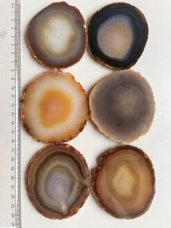 The Gem Inside - Edelsteen Onderzetters - Agaat - Set Van 2 - Doorsnee 7-8cm - Met Siliconen Voetjes 11 The Gem Inside - Edelsteen Onderzetters - Agaat - Set Van 2 - Doorsnee 7-8cm - Met Siliconen Voetjes -Bormioli Rocco winkel 899x1200 21